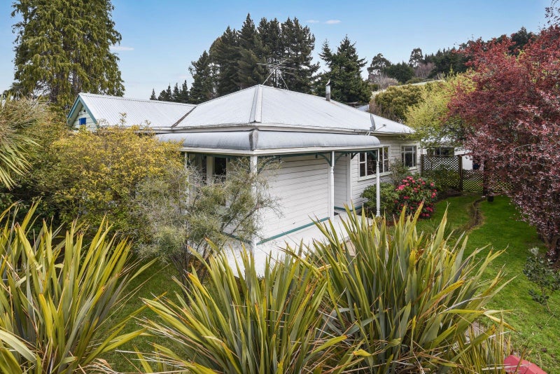 1 Salisbury Road, Bradford, Dunedin - Carousel 1