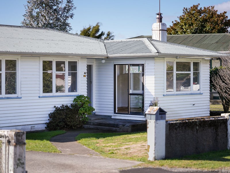 48 Lupin Road, Otaki - Carousel 1