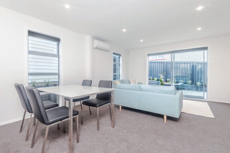 27B Ranui Terrace, Tawa, Wellington - Carousel 2