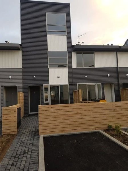 6/36 Tacy Street, Kilbirnie, Wellington - Carousel 1