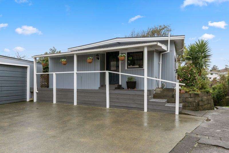26A Field Street, Silverstream, Upper Hutt - Carousel 2
