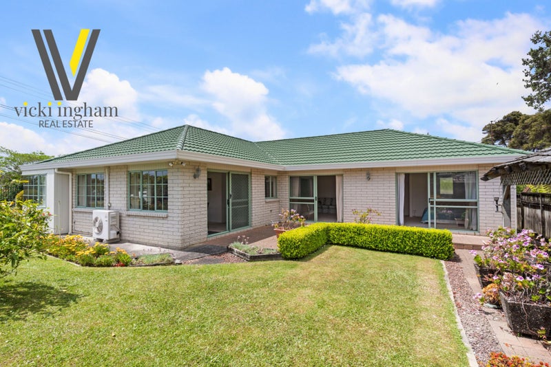 208 Glengarry Road, Glen Eden, Auckland - Carousel 1