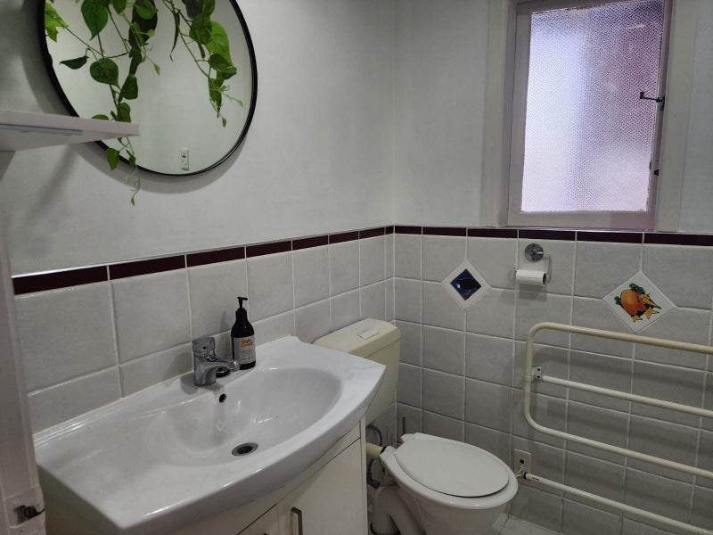 2/24 West End Road, Herne Bay, Auckland - Carousel 10