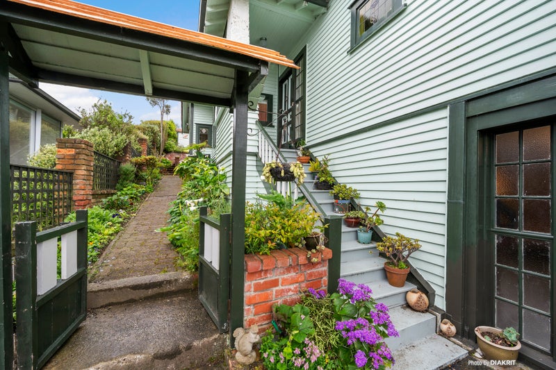 18 Matai Road, Hataitai, Wellington - Carousel 2