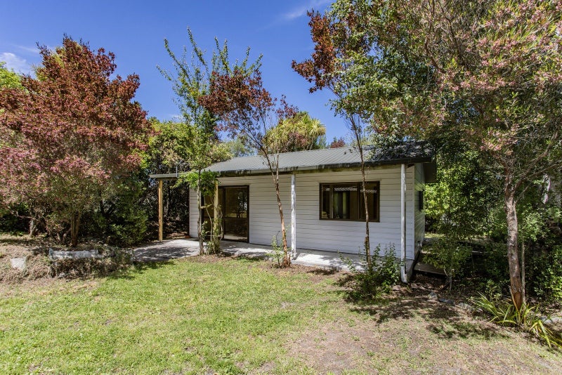 55 Osborne Road, Amberley, Amberley - Carousel 1