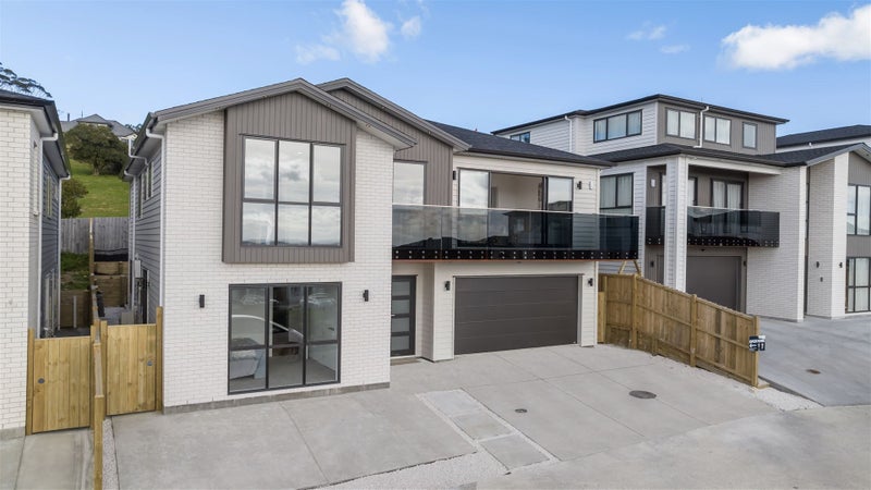 3 Rakiraki Place, Flat Bush, Auckland - Carousel 1