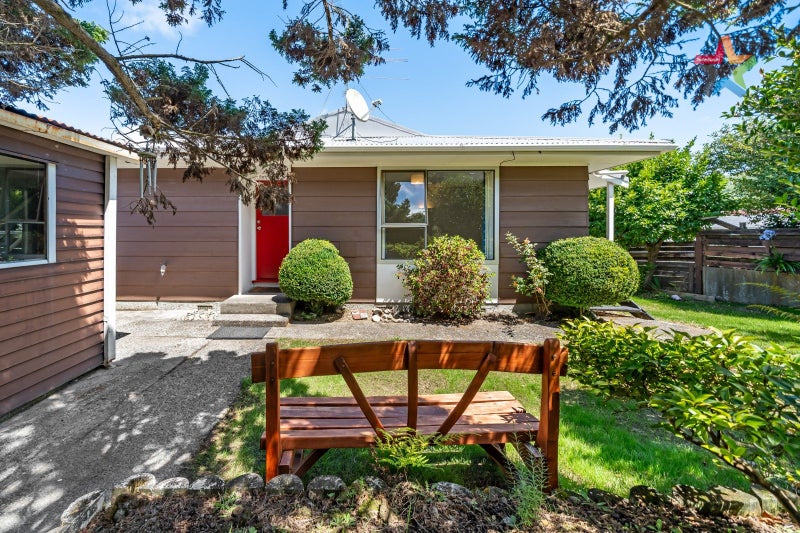 69B Hartford Crescent, Totara Park, Upper Hutt - Carousel 1