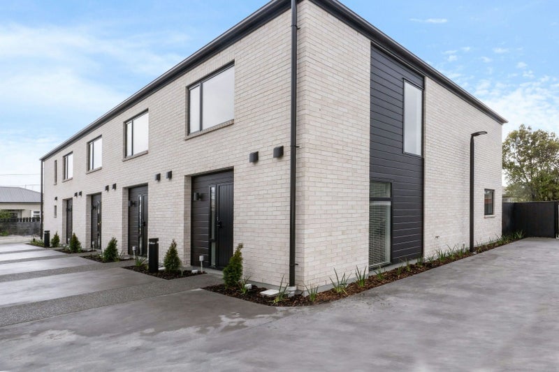 5/10 Goldsmith Place, Waltham, Christchurch - Carousel 2
