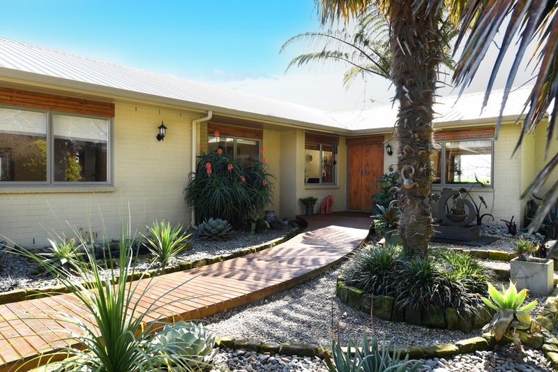 76 Herbert Street, Kihikihi, Te Awamutu - Carousel 2