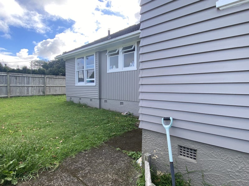 56 Torino Street, Point England, Auckland - Carousel 2