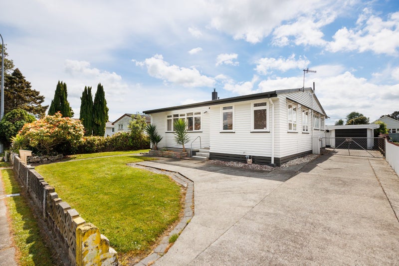 74 Highbury Avenue, Highbury, Palmerston North - Carousel 2