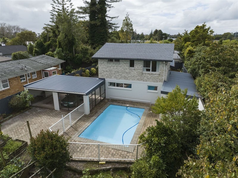 29 Silverdale Road, Silverdale, Hamilton - Carousel 1
