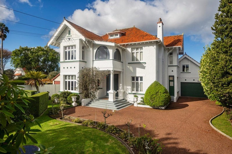 8 Allendale Road, Mount Albert, Auckland - Carousel 1