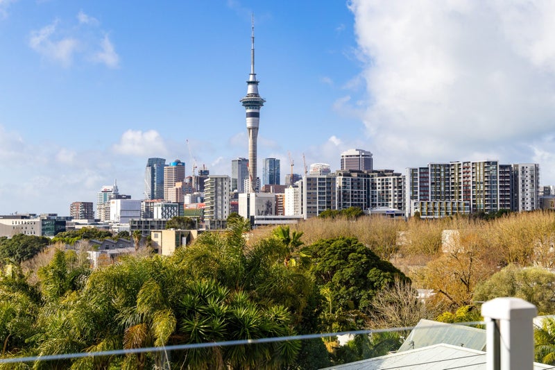 37 Hepburn Street, Freemans Bay, Auckland - Carousel 1