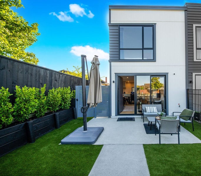 8 Patariki Way, Beach Haven, Auckland - Carousel 2