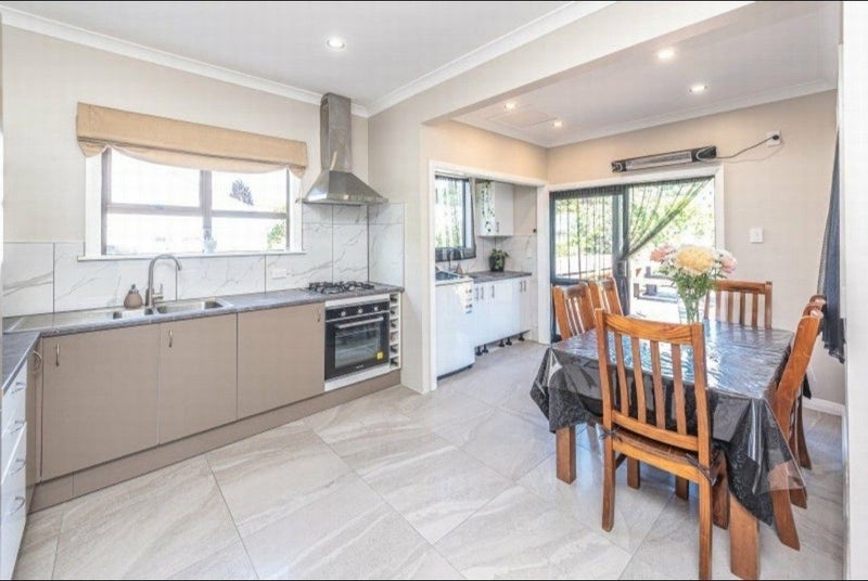18 Nile Street, Whanganui East, Whanganui - Carousel 2
