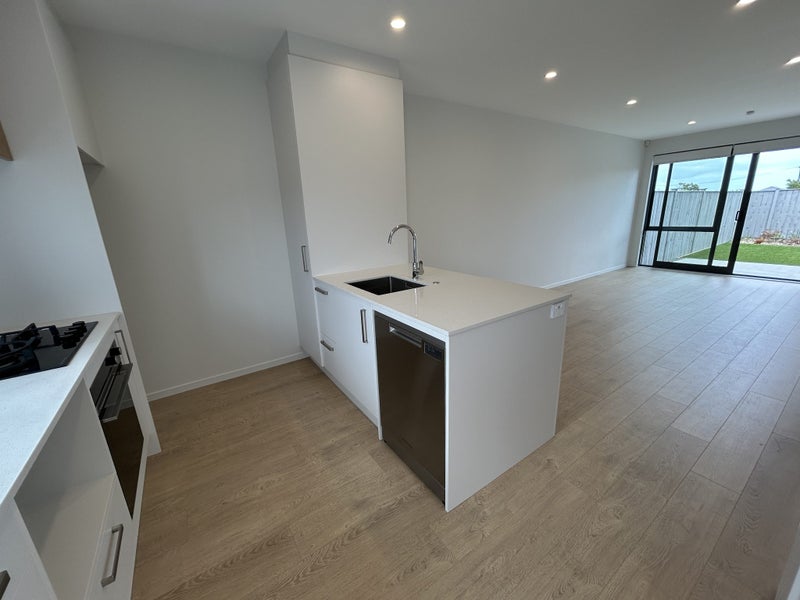 25 Ngakoro Road, Karaka, Papakura - Carousel 2