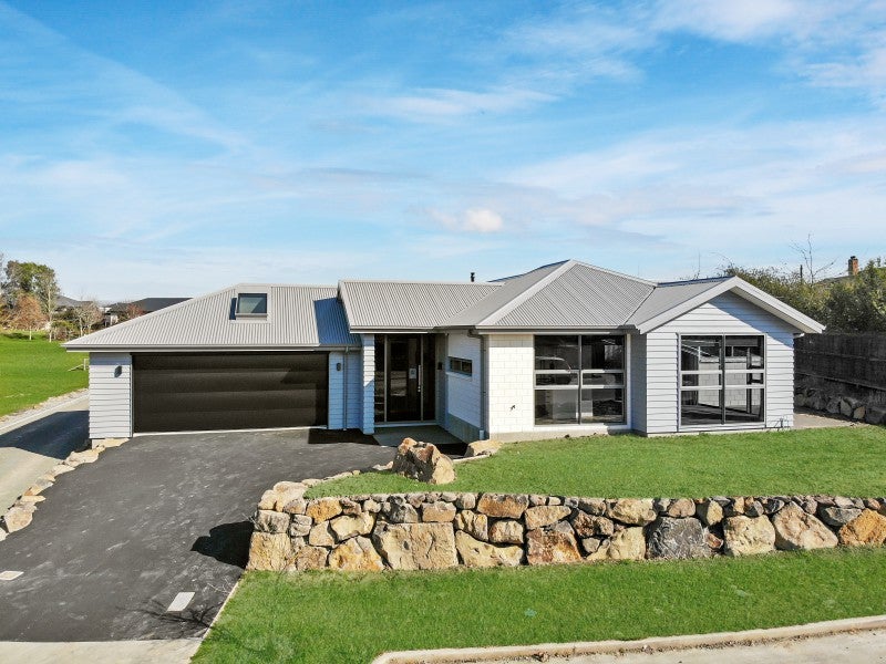 4 Fisher Place, Glenwood, Timaru - Carousel 1