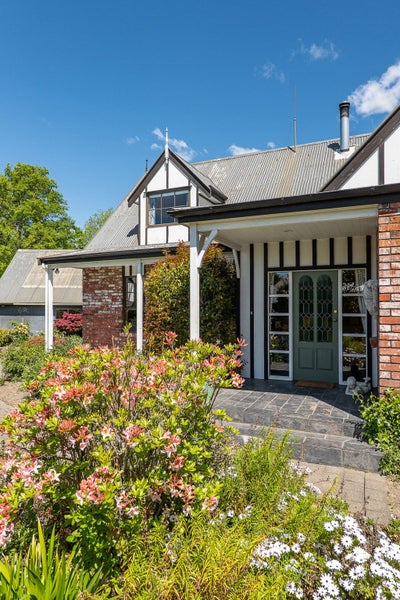 19B Kingham Place, Avonhead, Christchurch - Carousel 20