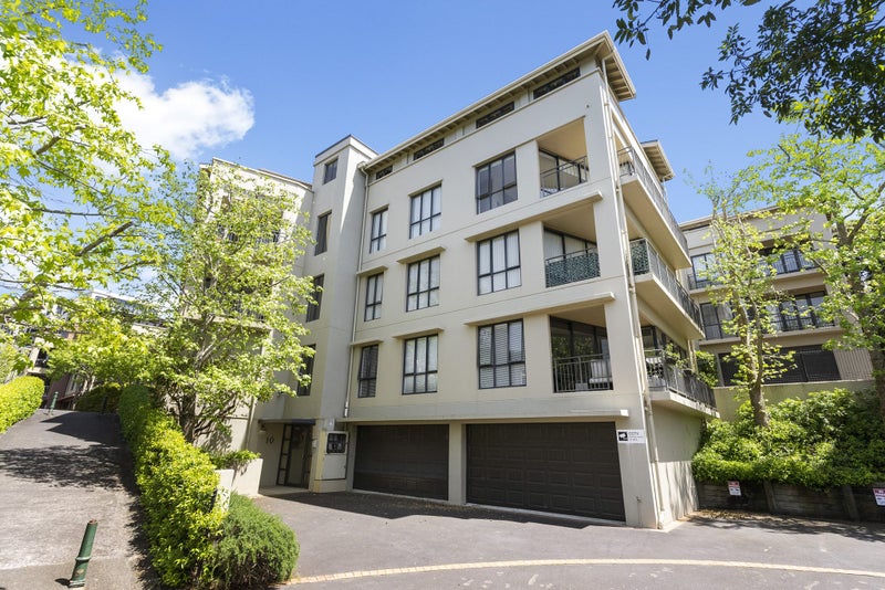 2B/10 Laxon Terrace, Newmarket, Auckland - Carousel 1