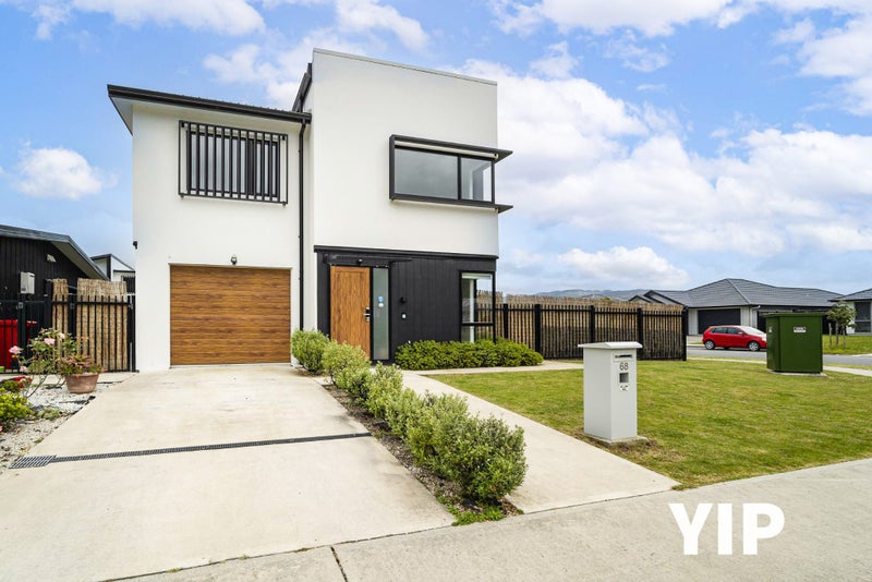 68 Mawai Hakona Drive, Wallaceville, Upper Hutt - Carousel 1