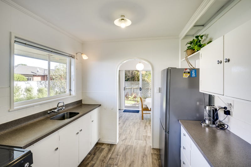 3/1 PEDDIE Street, TARADALE, NAPIER - Carousel 2