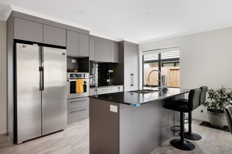 81 Pakanga Grove, Pyes Pa, Tauranga - Carousel 2