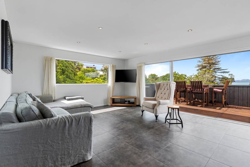 71 Woodlands Crescent, Browns Bay, Auckland - Carousel 25