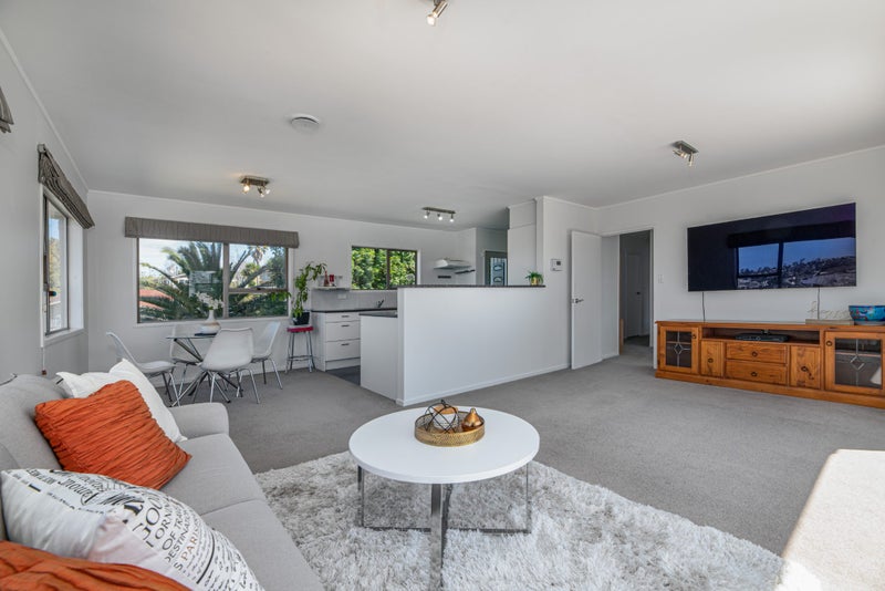9 Dundas Place, Henderson, Auckland - Carousel 2