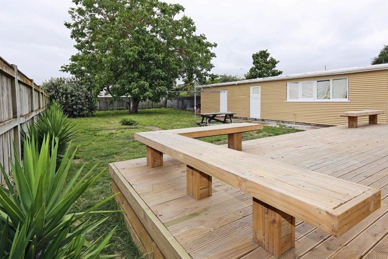 512 Eastbourne Street East, Hastings, Hastings - Carousel 14