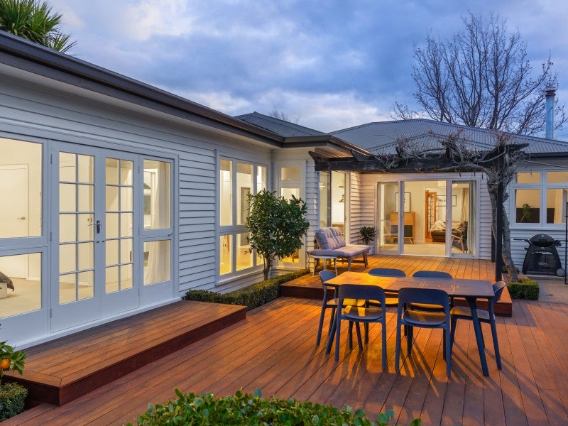 1 Howick Road, Blenheim - Carousel 2