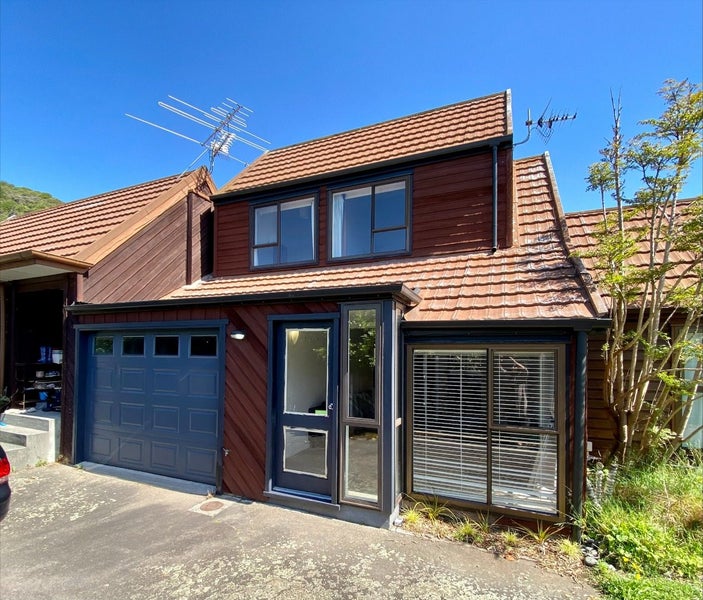 3B Pukatea Street, Eastbourne, Lower Hutt - Carousel 2