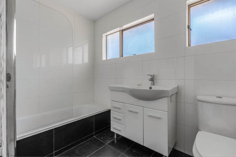 2/36 Moore Street, Hillcrest, Auckland - Carousel 10