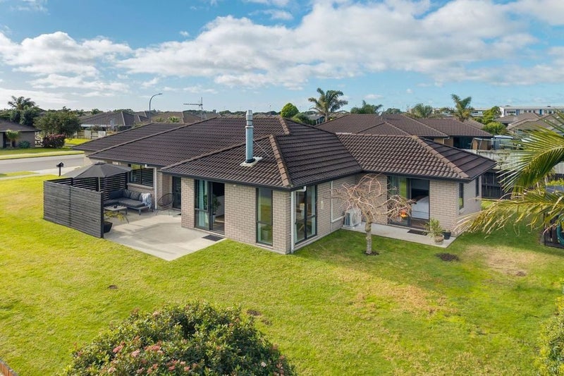 130 Doncaster Drive, Papamoa Beach, Papamoa - Carousel 2