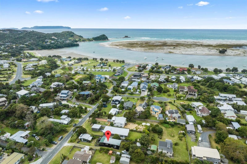 8 Olsen Avenue, Mangawhai Heads, Mangawhai - Carousel 2