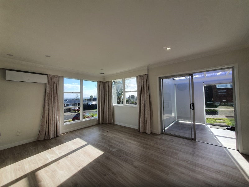 1/9 Landop Terrace, Howick, Auckland - Carousel 22