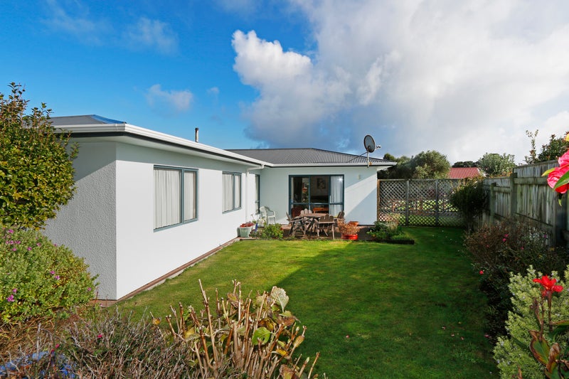 20 Pohutukawa Drive, Opunake - Carousel 2