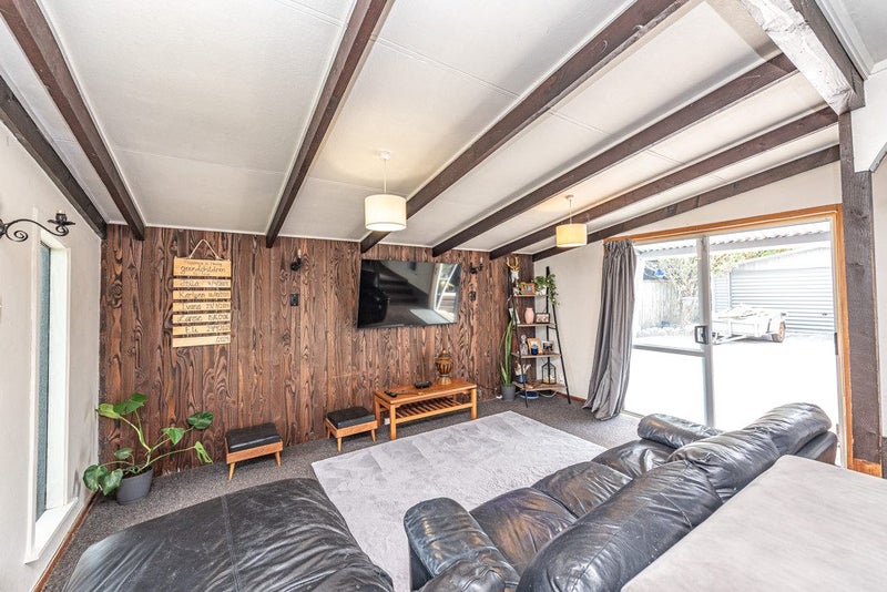 3 Rogers Street, Castlecliff, Whanganui - Carousel 2