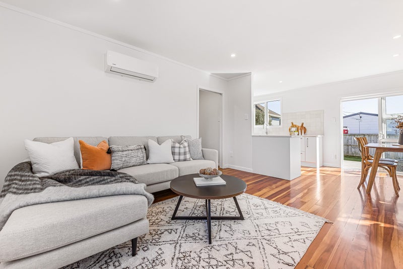 224 Beach Haven Road, Beach Haven, Auckland - Carousel 2