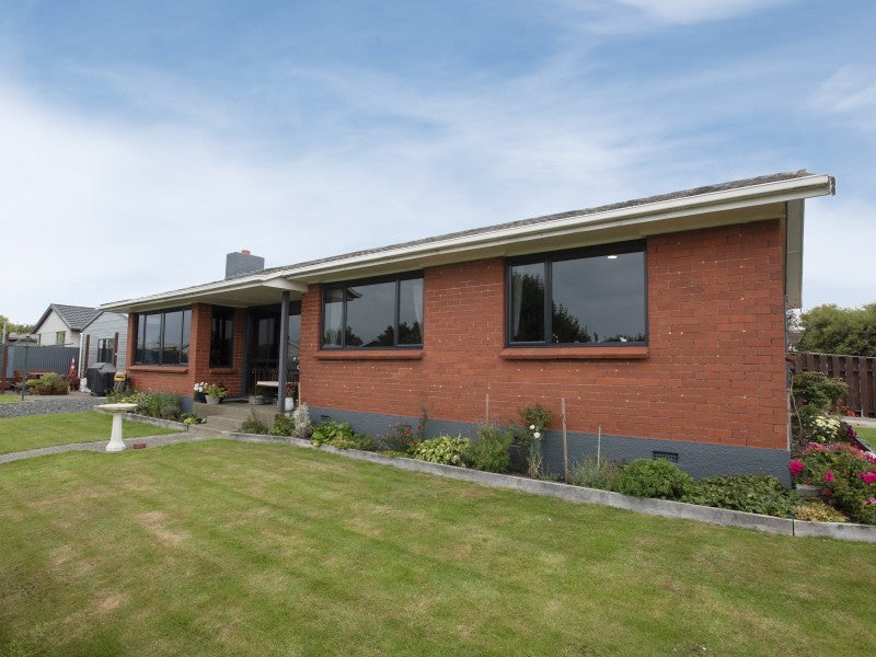 100 Thornhill Street, Rockdale, Invercargill - Carousel 1