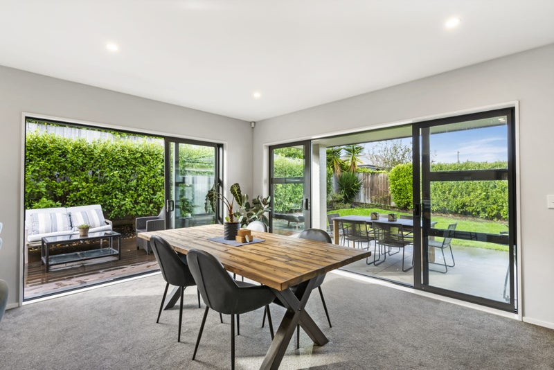 206 Helenslee Road, Pōkeno - Carousel 1