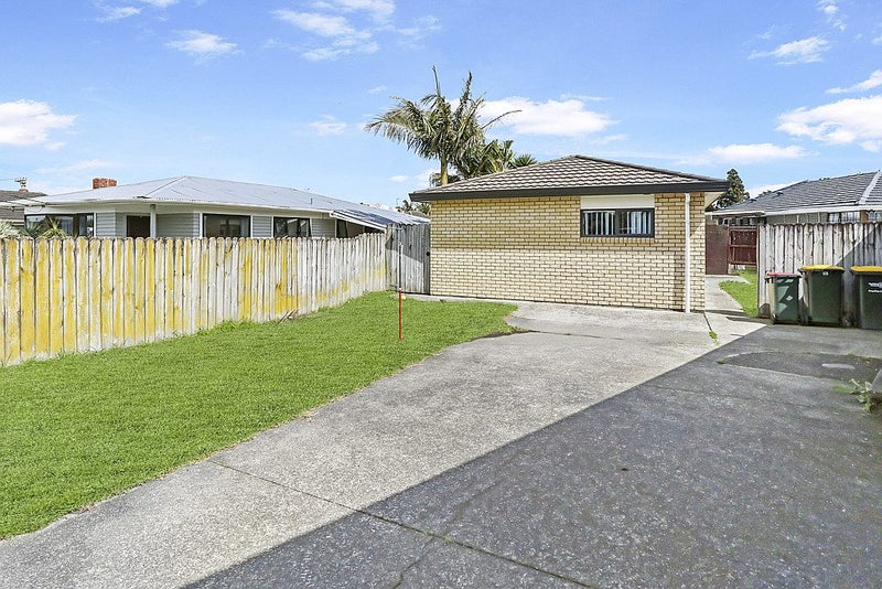 63 Milan Road, Papatoetoe, Auckland - Carousel 6