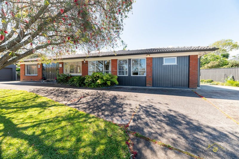 5 Tropicana Drive, Mount Roskill, Auckland - Carousel 2