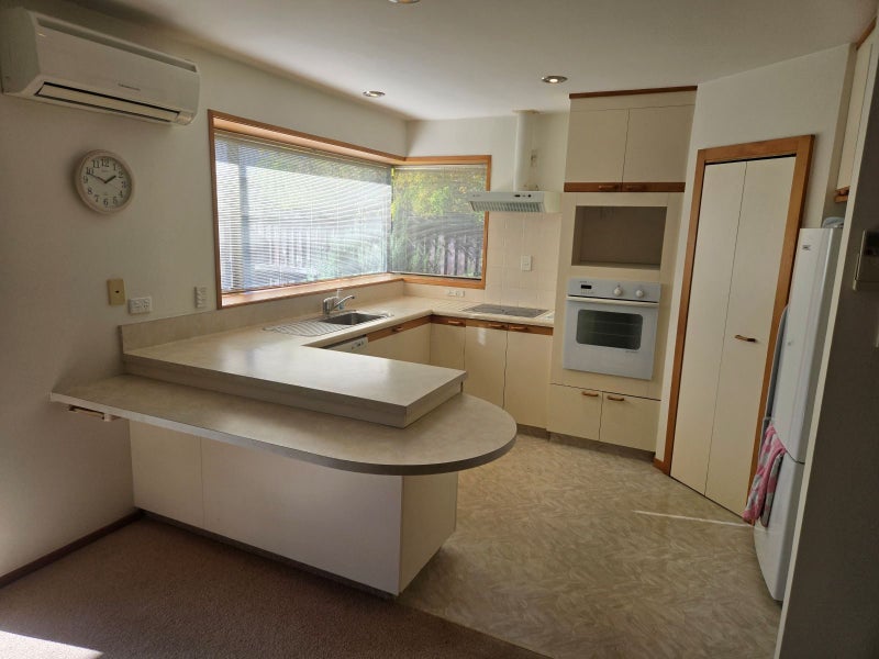 4 Amdale Avenue, Broomfield, Christchurch - Carousel 2