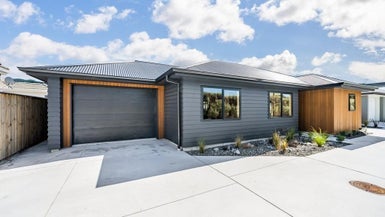 4A Brentwood Street, Trentham, Upper Hutt - Carousel 1