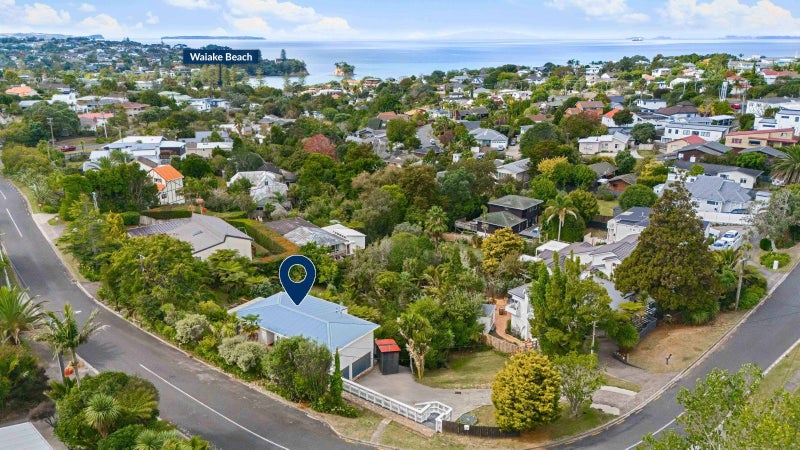 29 Hebron Road, Waiake, Auckland - Carousel 2