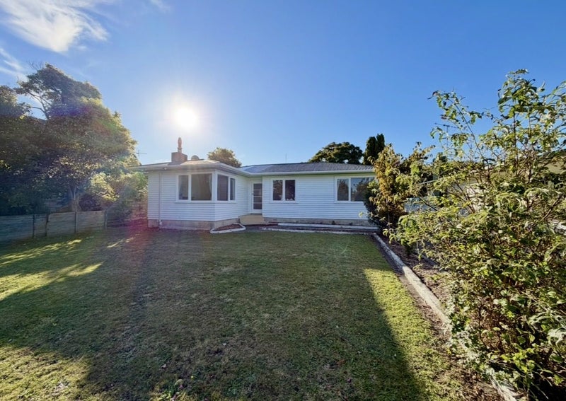 17 Buick Crescent, Awapuni, Palmerston North - Carousel 2