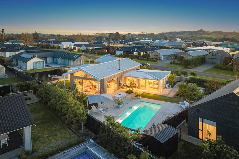 3 Shearwater Lane, Point Wells - Carousel 1