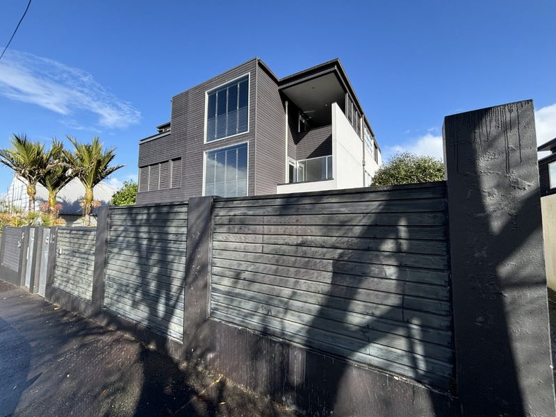 12 Freemont Street, Parnell, Auckland - Carousel 28