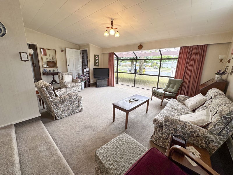72 Flaxmere Avenue, Flaxmere, Hastings - Carousel 2
